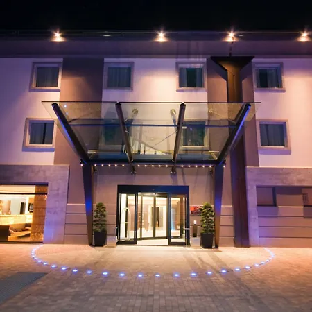 Winter Garden Hotel Bergamo Airport-2